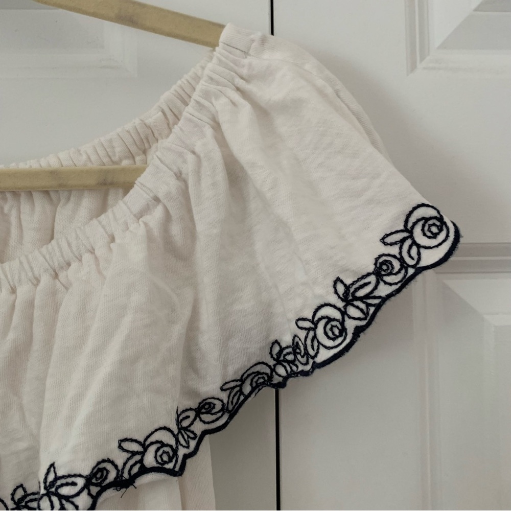 J. Crew Embroidered Off the Shoulder Ivory White Navy Top Medium - Picture 7 of 7